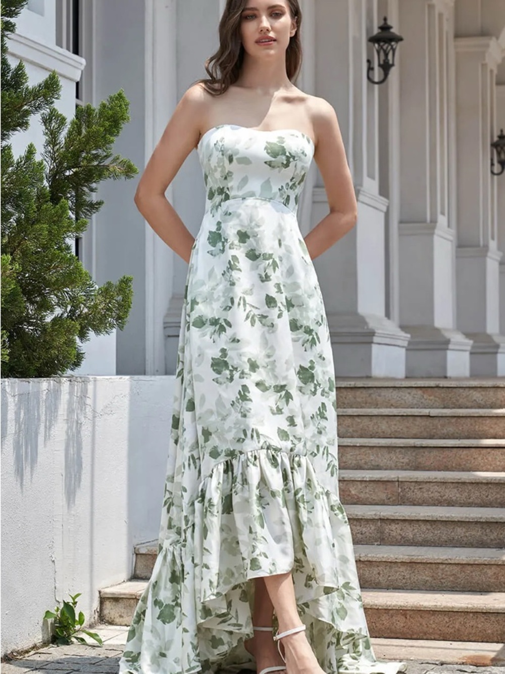 Wedtrend Lightweight Floral Tiered Maxi Skirt in Sage Green and White Size 12